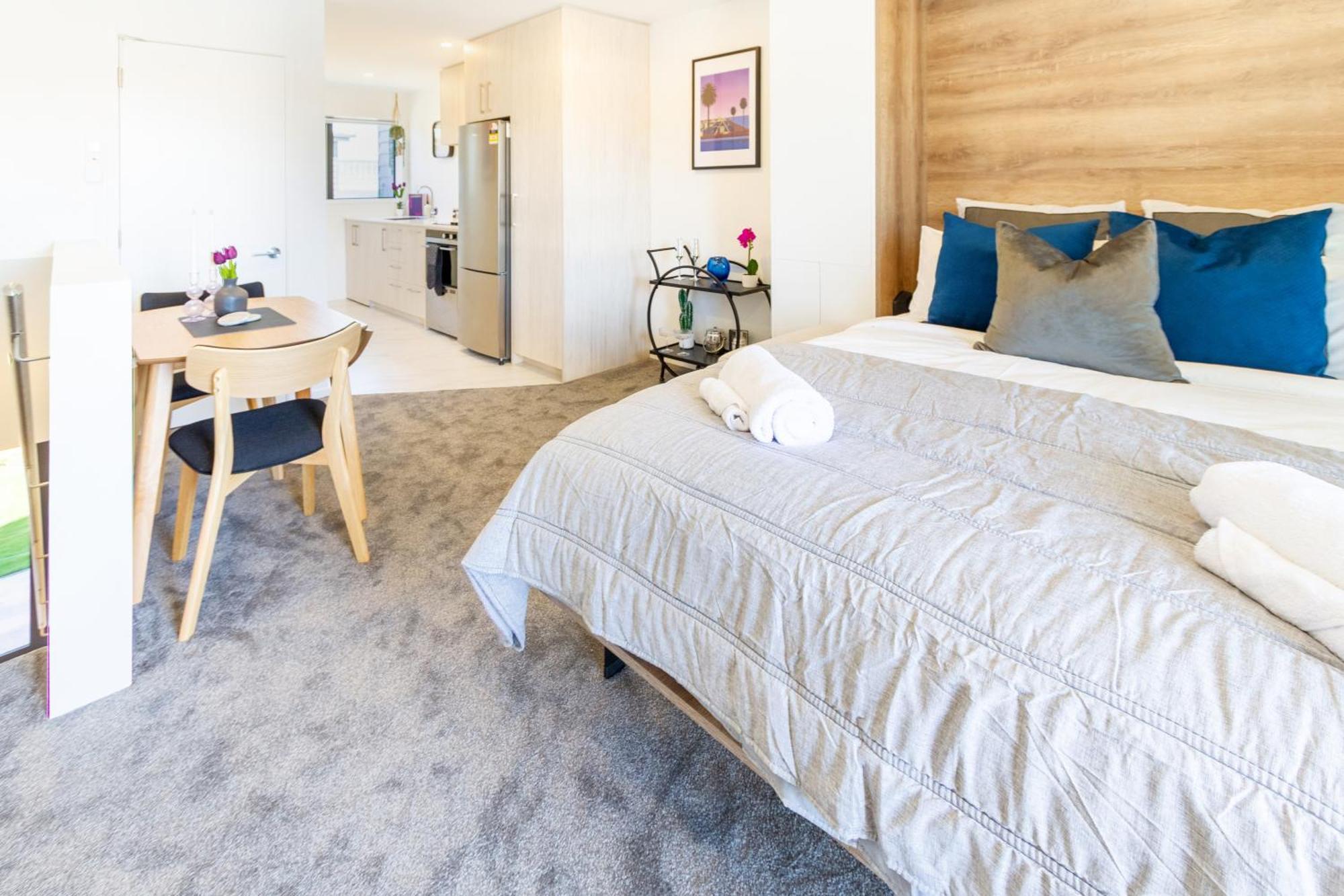 Central City Charm: Pet-Friendly Studio Christchurch Buitenkant foto