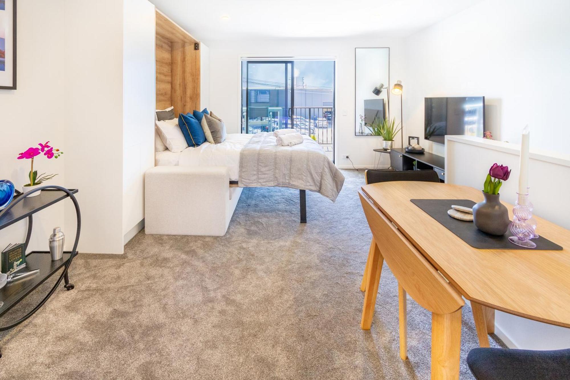 Central City Charm: Pet-Friendly Studio Christchurch Buitenkant foto